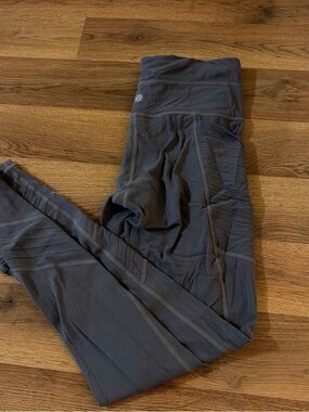 Athleta Charcoal Gray Performance Leggings with Side Pocket